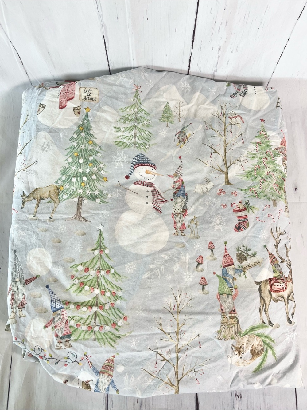 Pottery Barn Snow Day Gnomes Fitted King Sheet Christmas Bedding Discontinued
